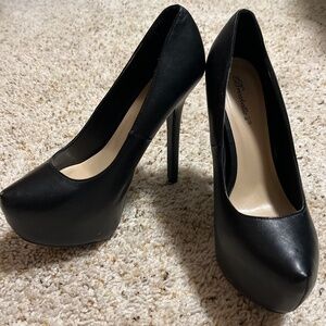 Stiletto black pumps